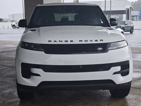 Used 2025 Land Rover Range Rover Sport SE AWD/4WD image 6