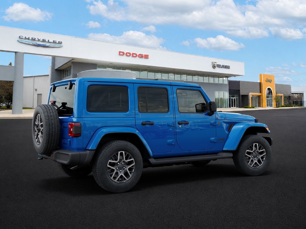 New 2026 Jeep Wrangler Unlimited Sahara AWD/4WD image 4
