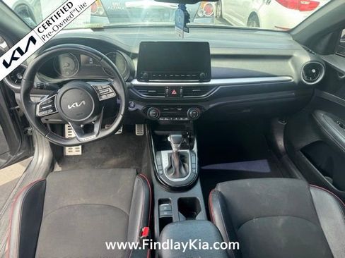 Used 2022 Kia Forte GT w/ GT Technology Package FWD image 8