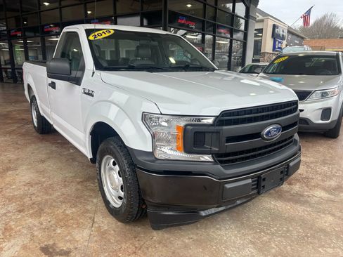 Used 2019 Ford F150 XL w/ Equipment Group 101A Mid image 1