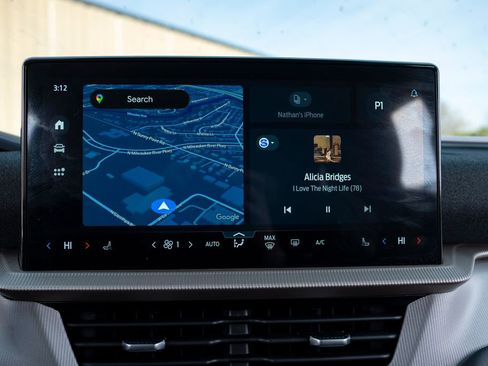 Used 2025 Ford Explorer Active image 24