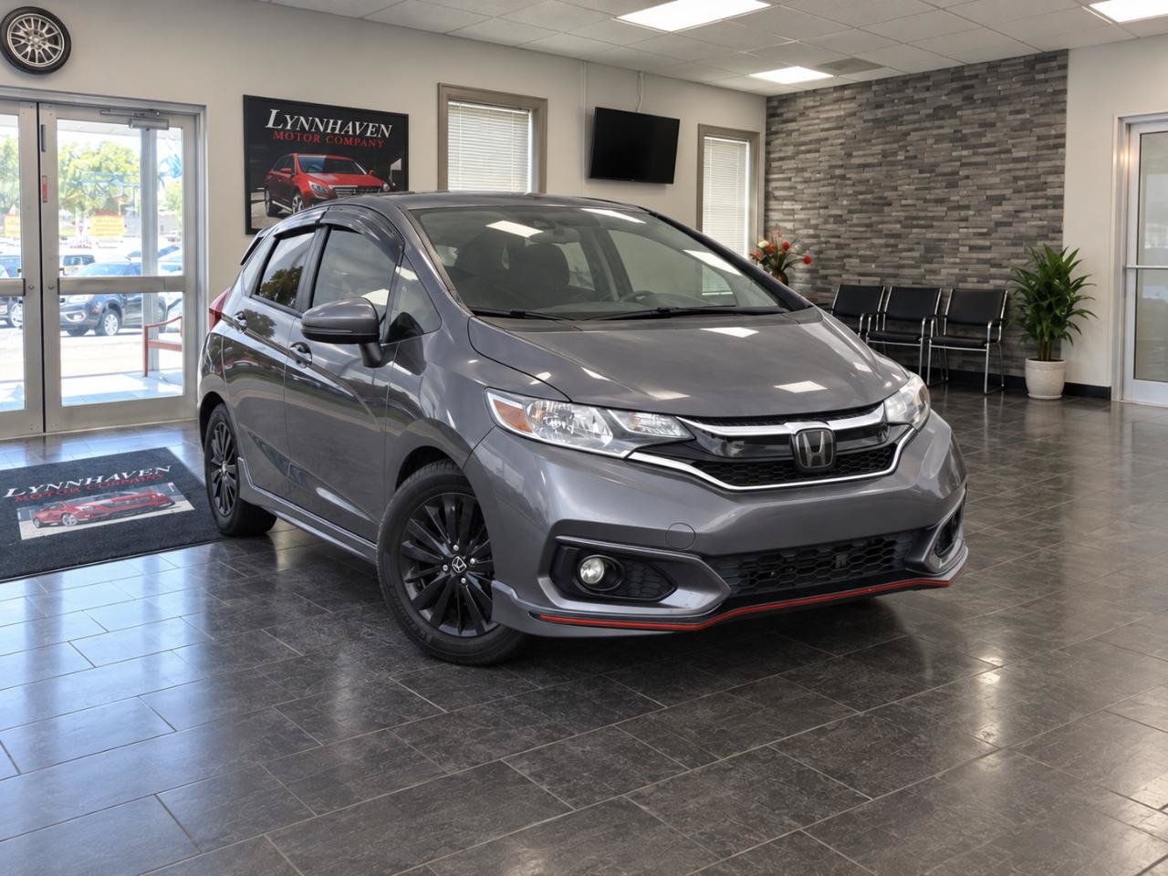 Used 2018 Honda Fit Sport image 2