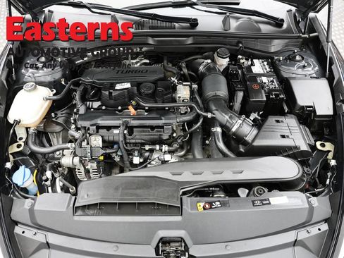Used 2023 Hyundai Sonata Limited w/ Preferred Accessory Package FWD image 7