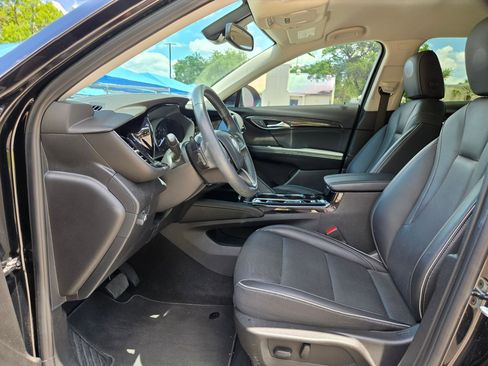 Used 2023 Buick Envision Essence AWD/4WD image 9