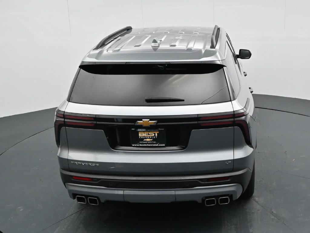 Used 2024 Chevrolet Traverse LT FWD image 23