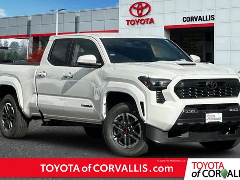 New 2025 Toyota Tacoma TRD Sport image 1