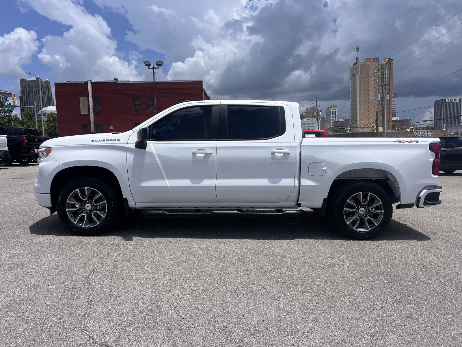 Used 2023 Chevrolet Silverado 1500 RST AWD/4WD image 27