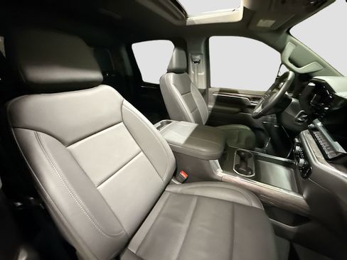 Used 2025 Chevrolet Silverado 2500 LTZ w/ Trail Boss Package image 33