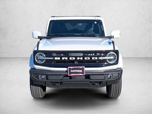 New 2025 Ford Bronco Outer Banks image 6