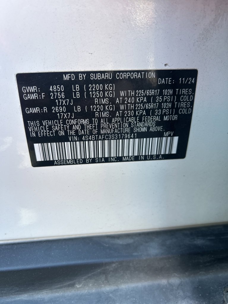 Used 2025 Subaru Outback Premium AWD/4WD image 3