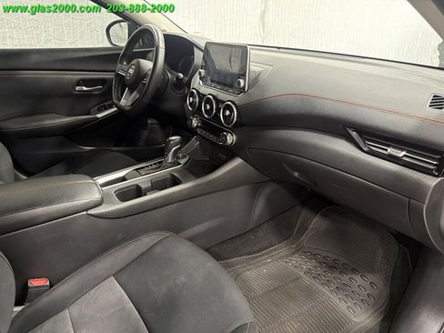 Used 2023 Nissan Sentra SR FWD image 4
