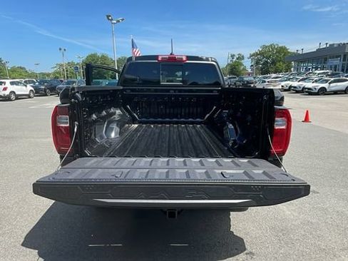 New 2026 GMC Canyon AT4 w/ Technology Plus Package AWD/4WD image 27