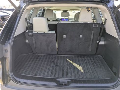 Used 2024 Toyota Grand Highlander XLE image 29