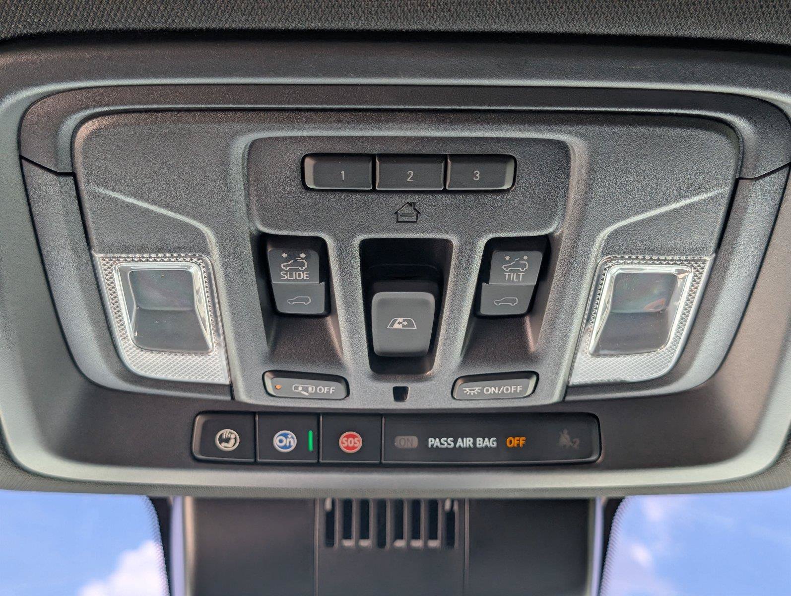 Used 2024 GMC Sierra 1500 AT4 w/ AT4 Premium Package AWD/4WD image 23