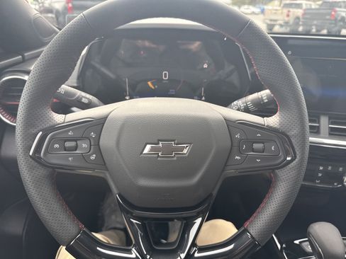 New 2026 Chevrolet Trax RS w/ Driver Confidence Package image 18