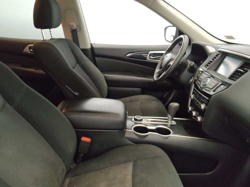 Used 2020 Nissan Pathfinder S AWD/4WD image 21