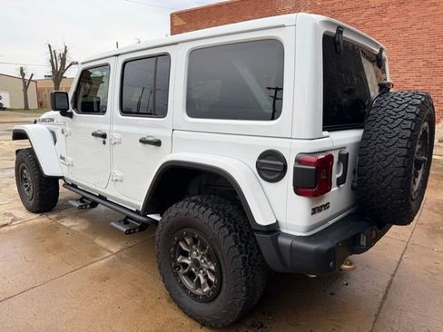 Used 2021 Jeep Wrangler Unlimited Rubicon image 3