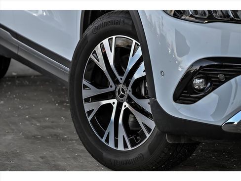 Certified 2026 Mercedes-Benz GLA 250 4MATIC image 3