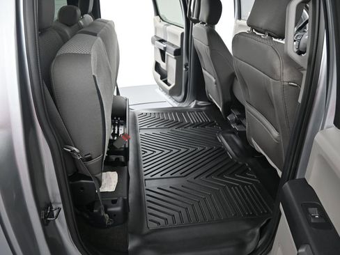 Used 2020 Ford F150 XLT w/ Equipment Group 302A Luxury image 31