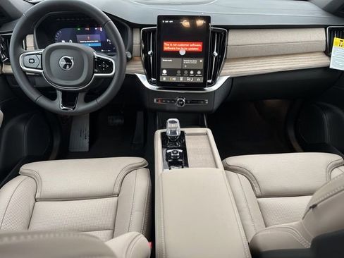 New 2026 Volvo XC90 B6 Ultra w/ Protection Package image 11