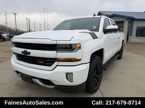 Used 2018 Chevrolet Silverado 1500 LT w/ All Star Edition image 2