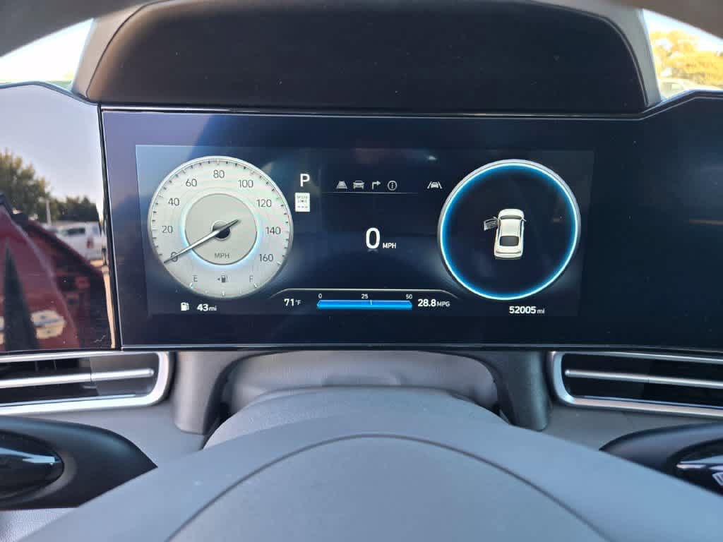 Used 2024 Hyundai Elantra SEL FWD image 16