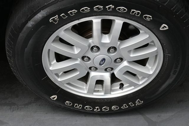 Used 2014 Ford Expedition Limited w/ Equipment Group 301A AWD/4WD image 32