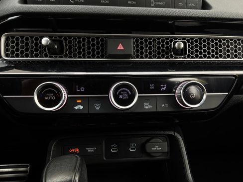Used 2025 Honda Civic Sport image 27