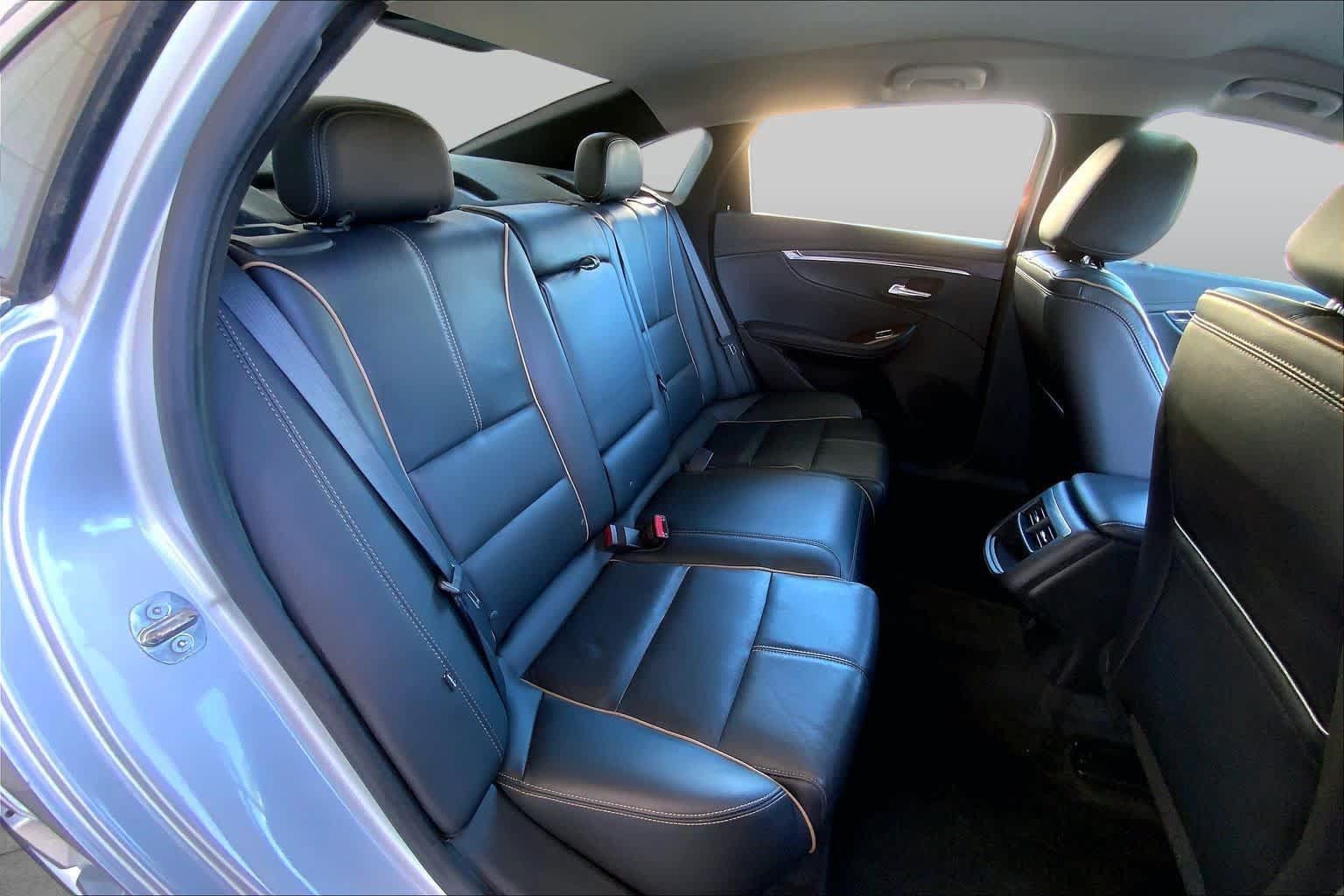 Used 2015 Chevrolet Impala LTZ FWD image 20