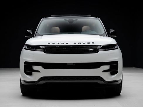 Used 2024 Land Rover Range Rover Sport SE image 7