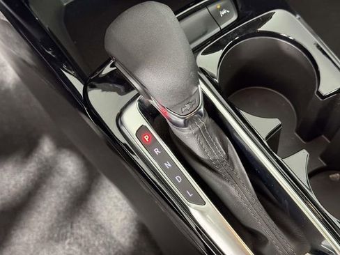 Used 2025 Chevrolet Trax LT w/ Driver Confidence Package image 29