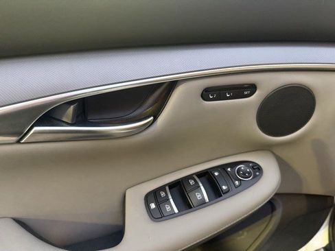 Used 2023 INFINITI QX50 Luxe image 12