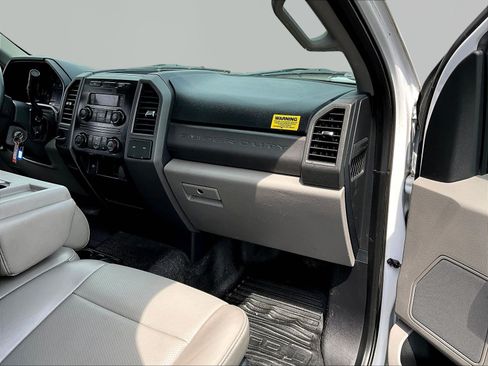Used 2017 Ford F250 XL RWD image 20