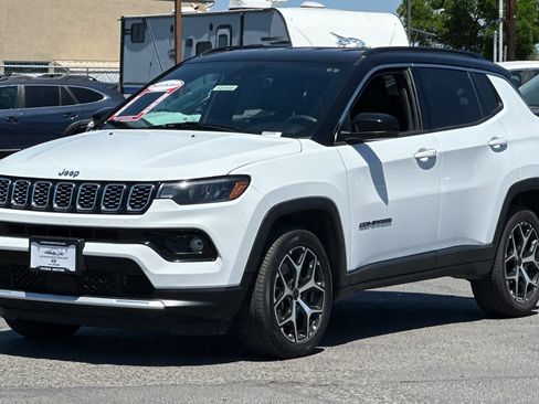 Used 2025 Jeep Compass Limited AWD/4WD image 8