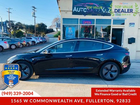 Used 2019 Tesla Model 3 Standard Range Plus image 11