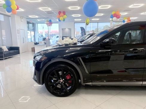 Used 2020 Jaguar F-PACE SVR AWD/4WD image 6