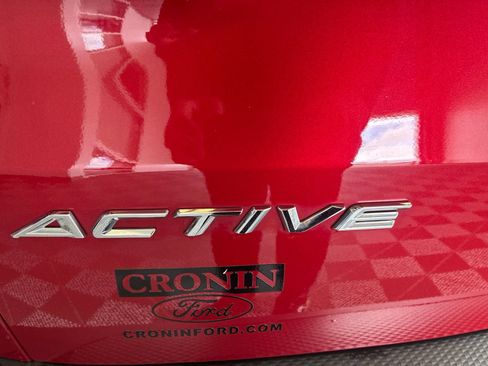 Used 2023 Ford Escape Active AWD/4WD image 8