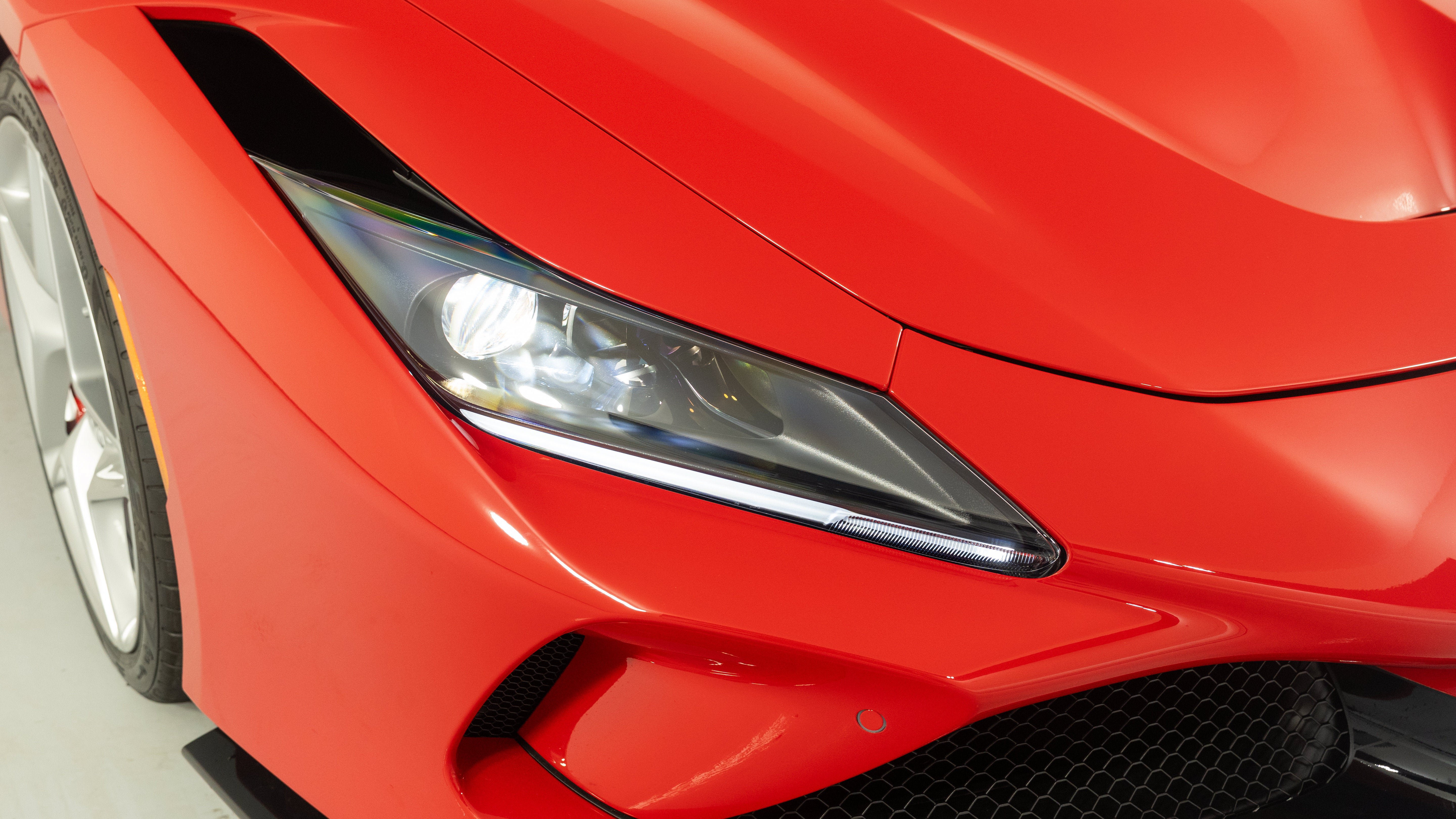 Certified 2021 Ferrari F8 Tributo RWD image 11