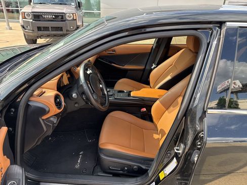 Used 2023 Lexus IS 300 w/ Premium Package RWD image 3