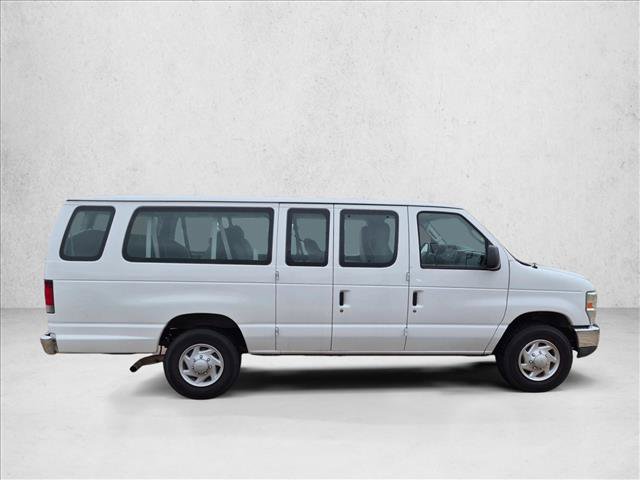 Used 2012 Ford E-350 and Econoline 350 XLT RWD image 4