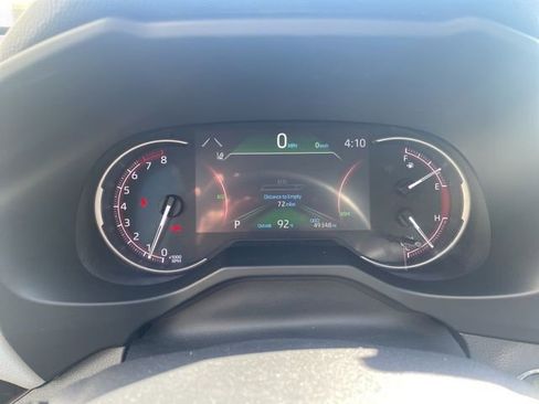 Used 2020 Toyota RAV4 Limited image 6