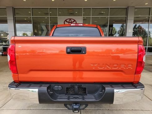 Used 2017 Toyota Tundra SR5 w/ TRD Off Road Package AWD/4WD image 10