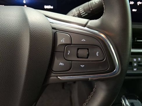Used 2024 Buick Envista Sport Touring w/ Convenience I Package FWD image 21