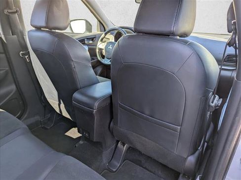 Used 2024 Mitsubishi Eclipse Cross SE image 29