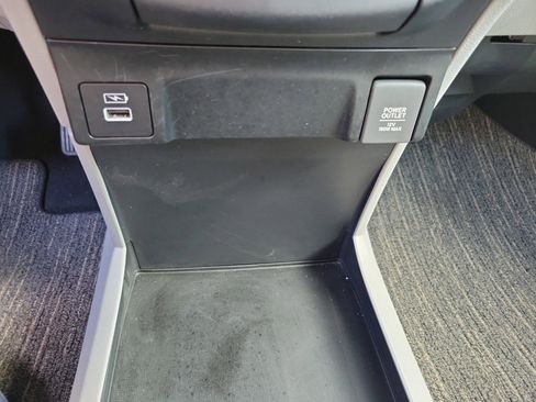 Used 2024 Honda Odyssey EX-L image 27