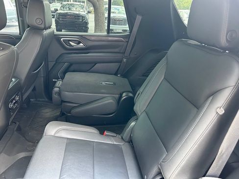 Used 2023 Chevrolet Tahoe Z71 w/ Luxury Package AWD/4WD image 11