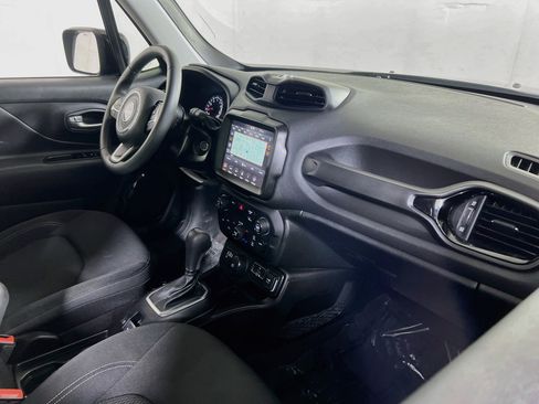 Used 2023 Jeep Renegade Altitude AWD/4WD image 26