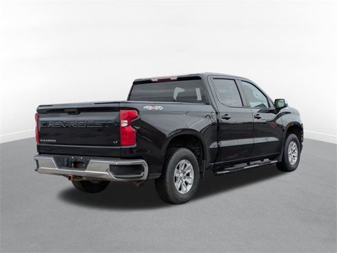 Used 2020 Chevrolet Silverado 1500 LT image 3