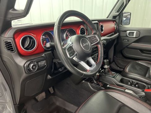 Used 2022 Jeep Wrangler Unlimited Rubicon image 16