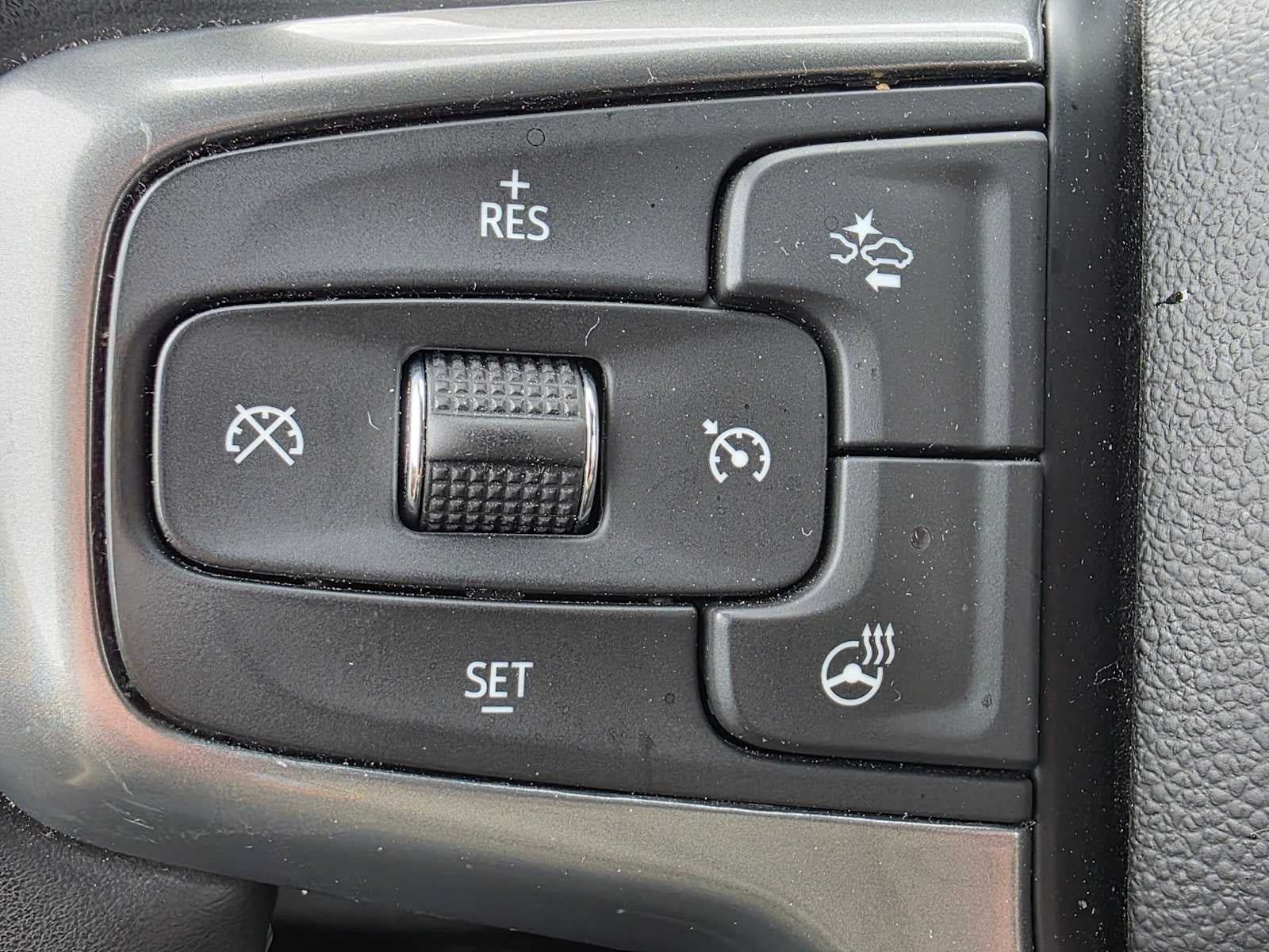 Certified 2024 Chevrolet Suburban Premier AWD/4WD image 31